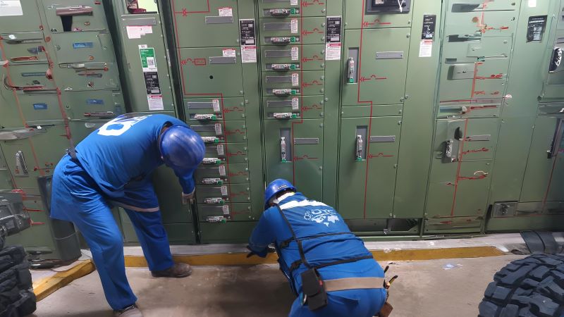 Infraestructura Eléctrica: Cuartos de Control y Subestaciones